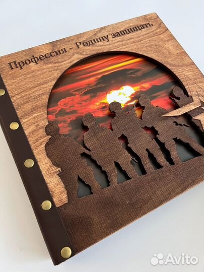 Фотоальбом деревянный