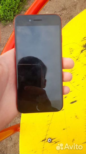 Телефон iPhone 7
