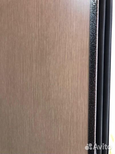 Дверь входная металлическая