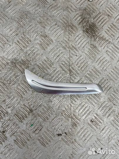 Накладка на ручку обшивки двери передняя левая For