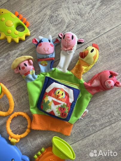Игрушки для малыша пакетом