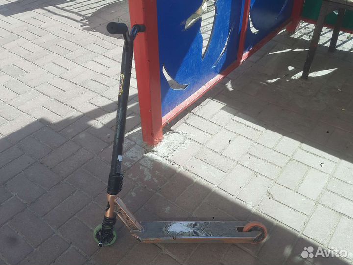 Трюковой самокат