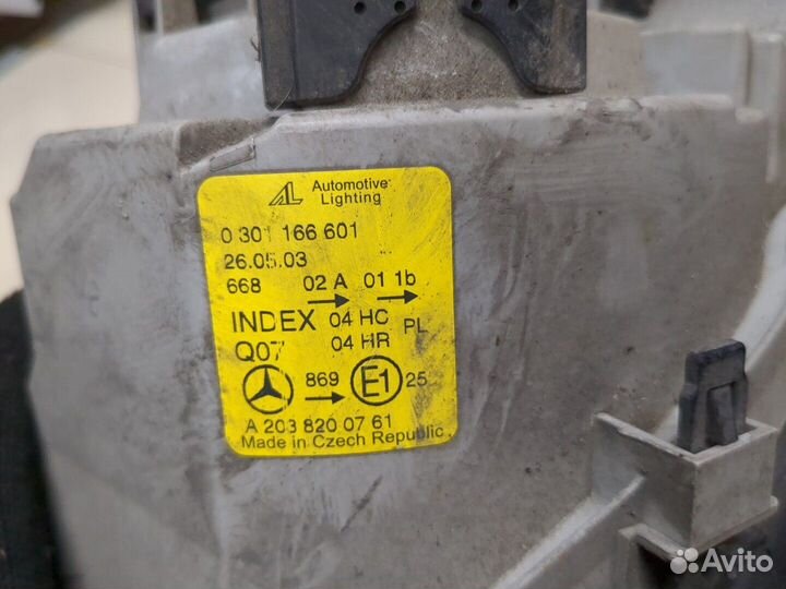 Фара (передняя) левая Mercedes C W203