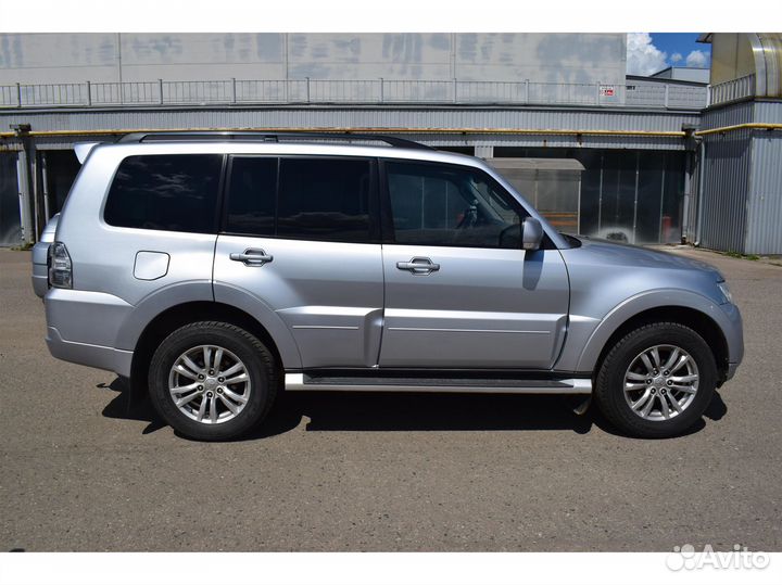 Mitsubishi Pajero 3.0 AT, 2012, 131 577 км