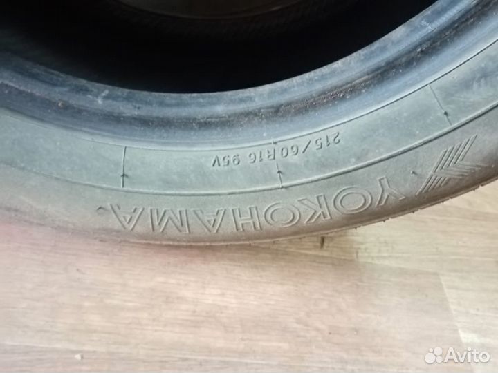 Yokohama 104ZR 95/8 R16