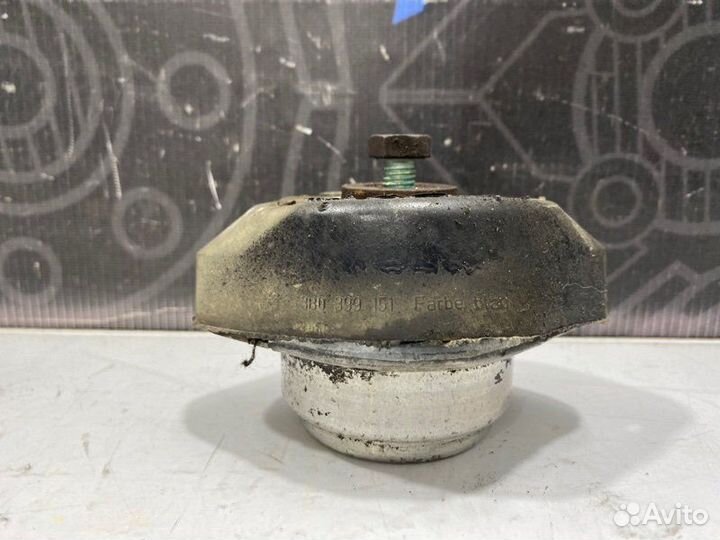 Подушка кпп Audi A6 Allroad C5 BES 2004