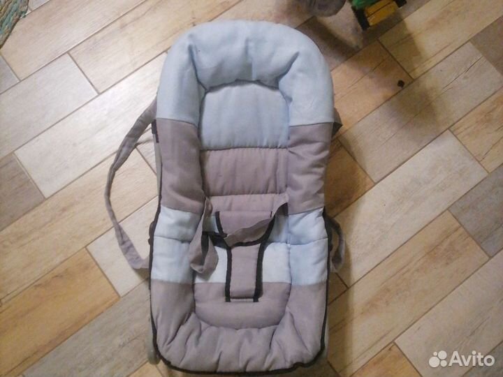 Шезлонг детский