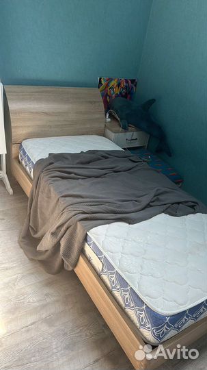 Кровать