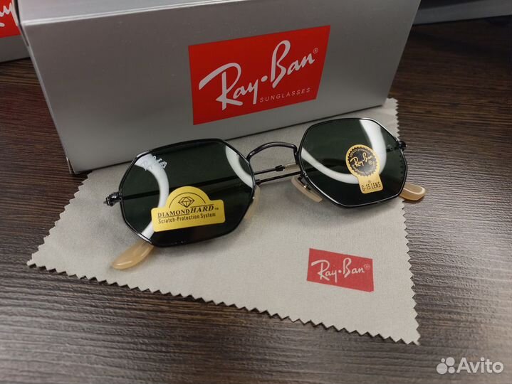 Солнцезащитные очки Ray Ban 3556