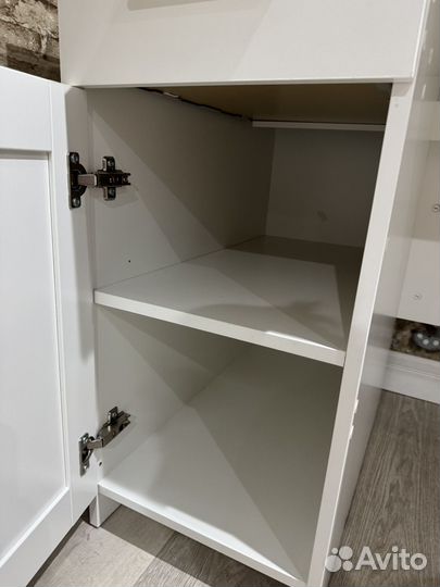 Письменный стол IKEA белый