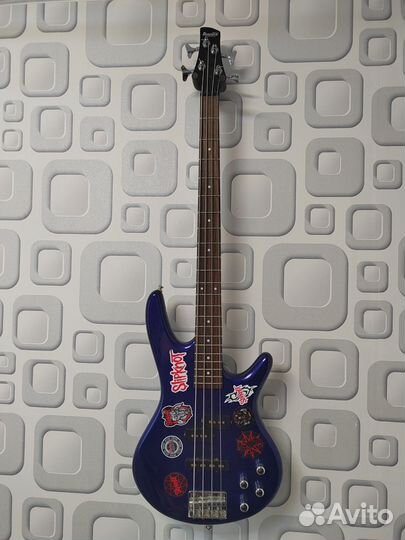 Басс гитара ibanez