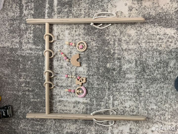 Мобиль монтессори деревянный