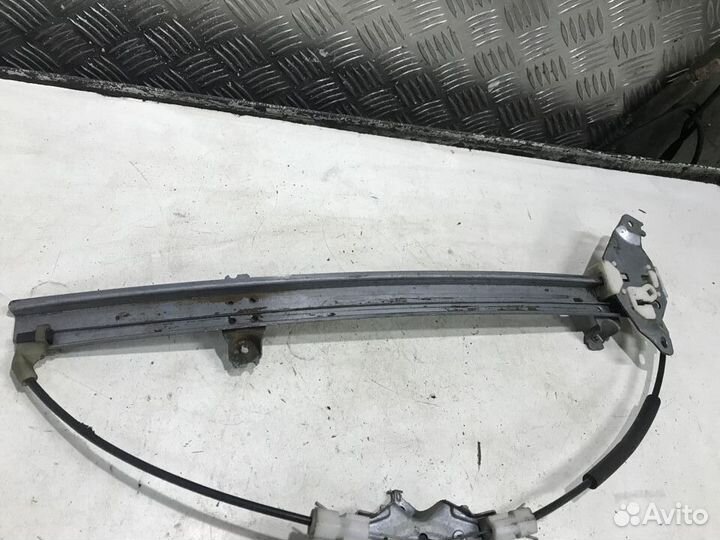 Стеклоподъемник передний правый Nissan Almera N16