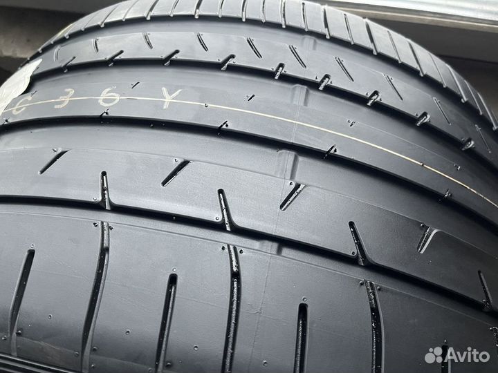 Dunlop SP Sport Maxx 050 285/35 R21 и 325/30 R21 Y