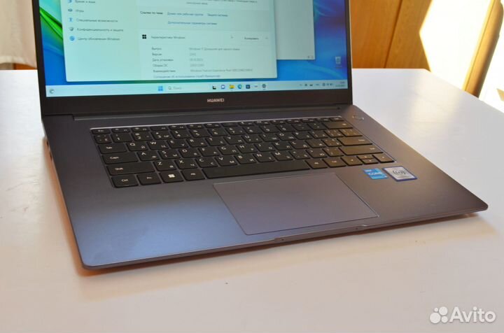 Почти новый ноутбук Huawei MateBook D15 мощный