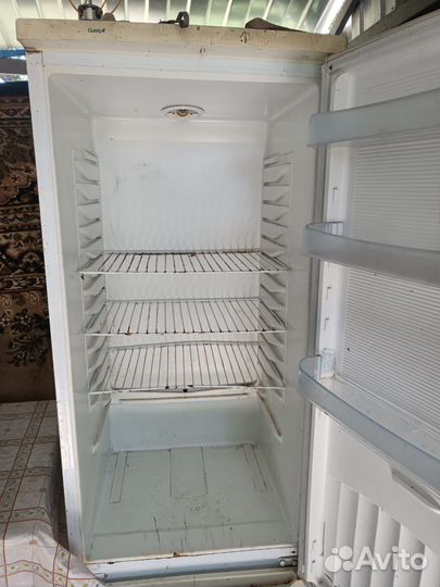 Холодильник