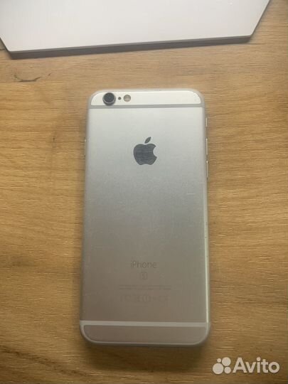 iPhone 6S, 64 ГБ