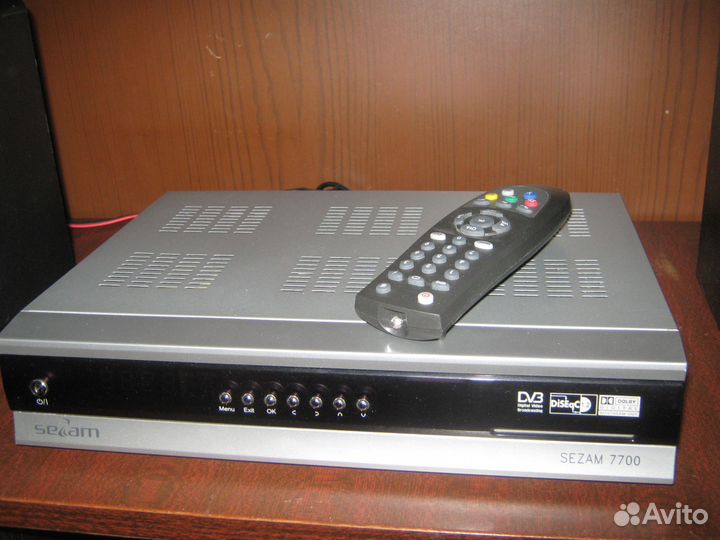 Спутниковый ресивер Sezam 7700