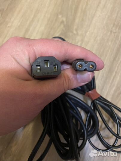 Кабель питания для компьютера/техники