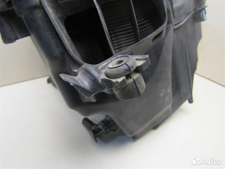 Корпус воздушного фильтра Volvo S40 2004-2012