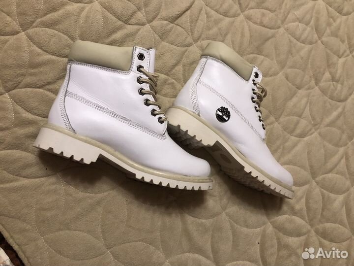 Ботинки женские новые