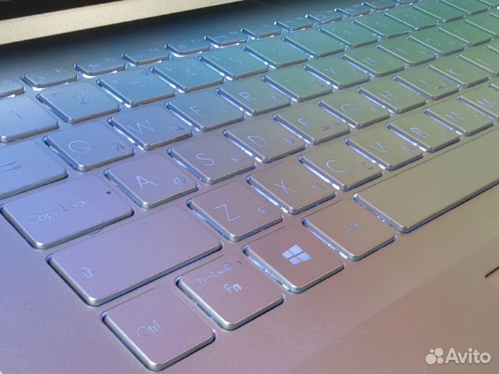 Ноутбук Asus VivoBook 15.6''IPS core i3 11th 256Gb