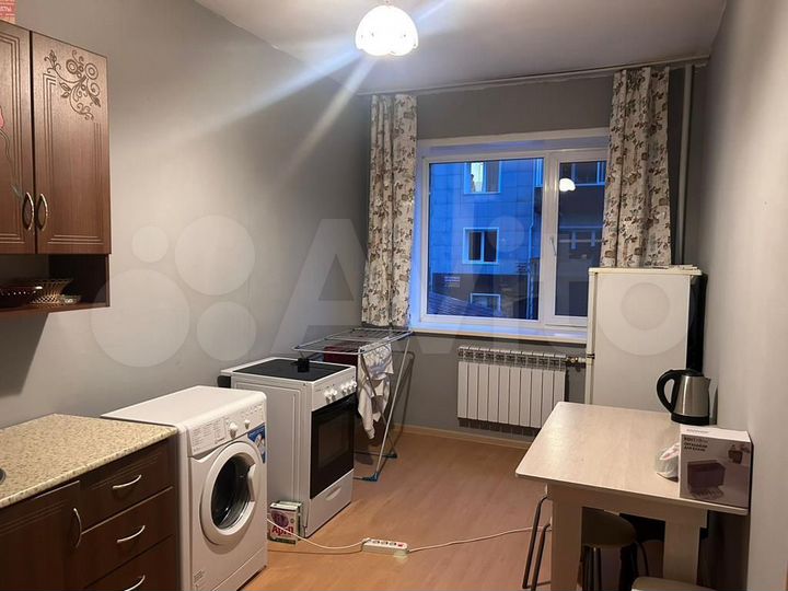 1-к. квартира, 42 м², 1/9 эт.