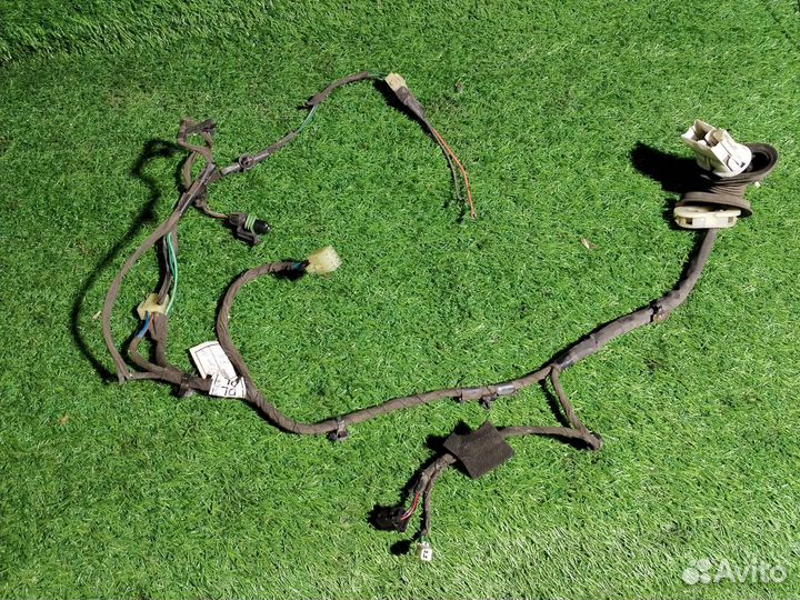 Проводка передней правой двери Daewoo Nubira 1