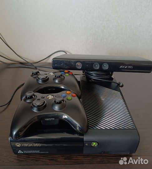 Xbox 360е в полном комплекте