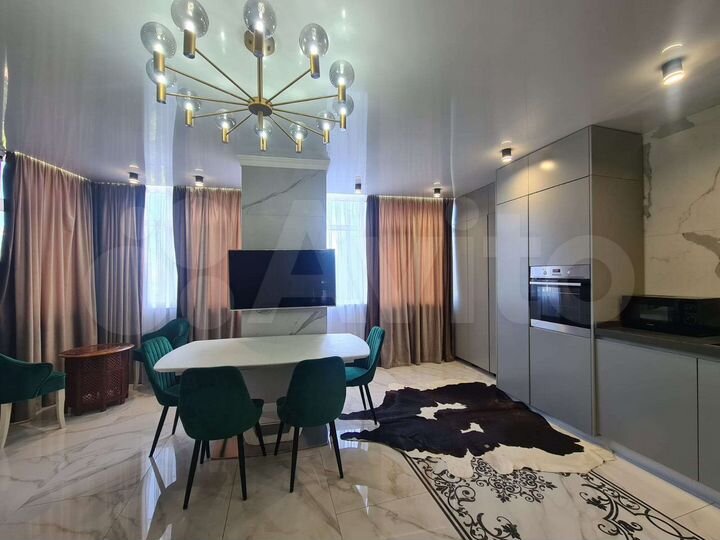 2-к. квартира, 55 м², 5/21 эт.