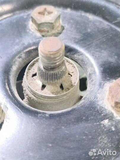 Моторчик стеклоочистителя передний Hyundai Starex