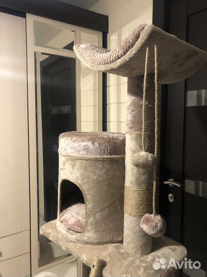 Домик для кошки с когтеточкой