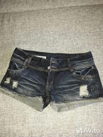 Джинсовые шорты