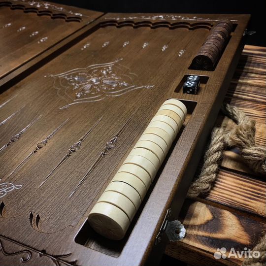 Резные нарды Лев, Бук, 60х60 см