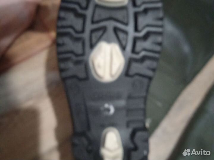 Сапоги резиновые мужские болотные