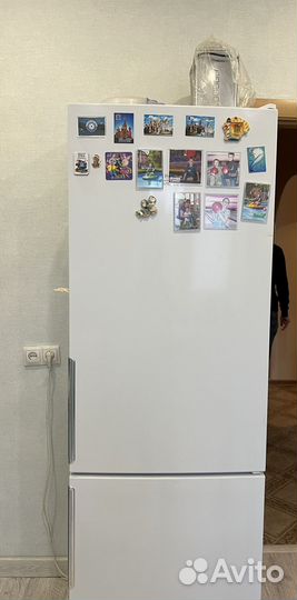 Холодильник hotpoint ariston бу