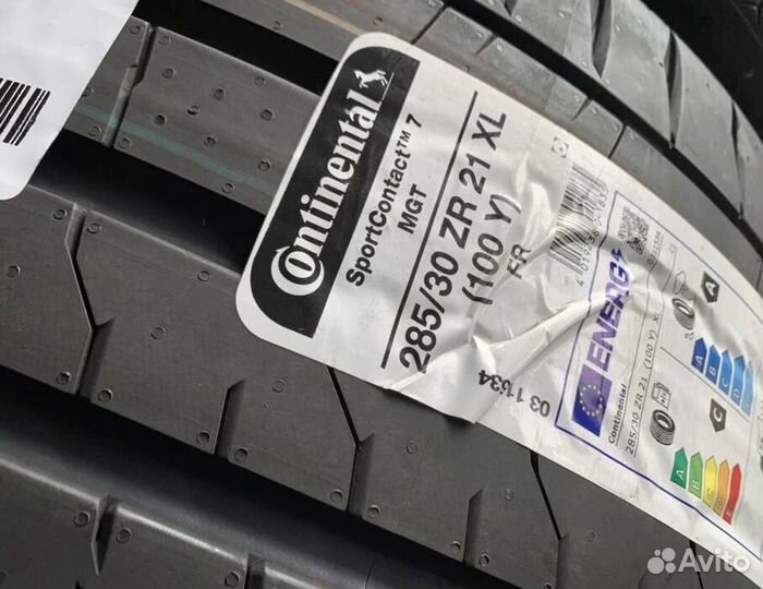 Continental ContiSportContact 7 255/35 R21 и 285/30 R21 Y