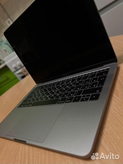 Apple MacBook Pro 13 2016