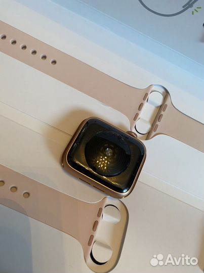 Часы apple watch se 44мм