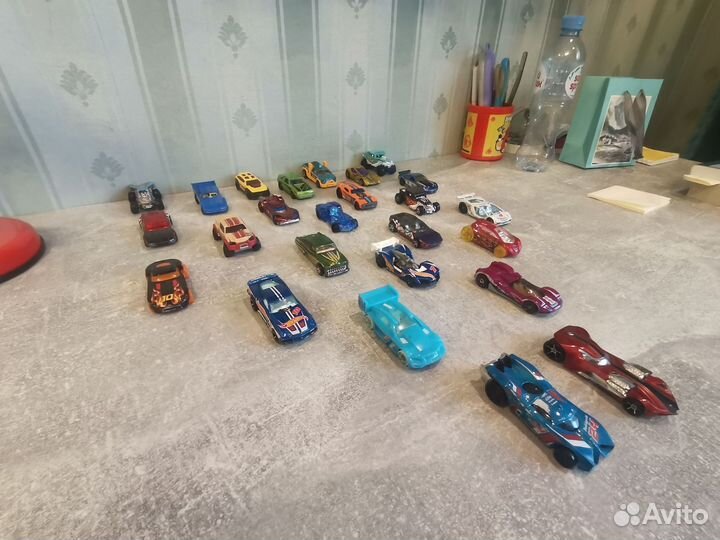 Машинки hot wheels