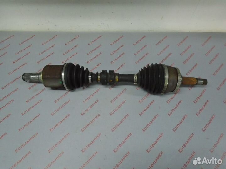 Nissan 39101-AV911 Вал приводной левый