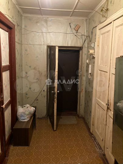 Комната 12,2 м² в 3-к., 2/2 эт.