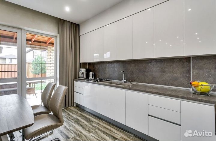 Кухня на заказ. Доставка и сборка