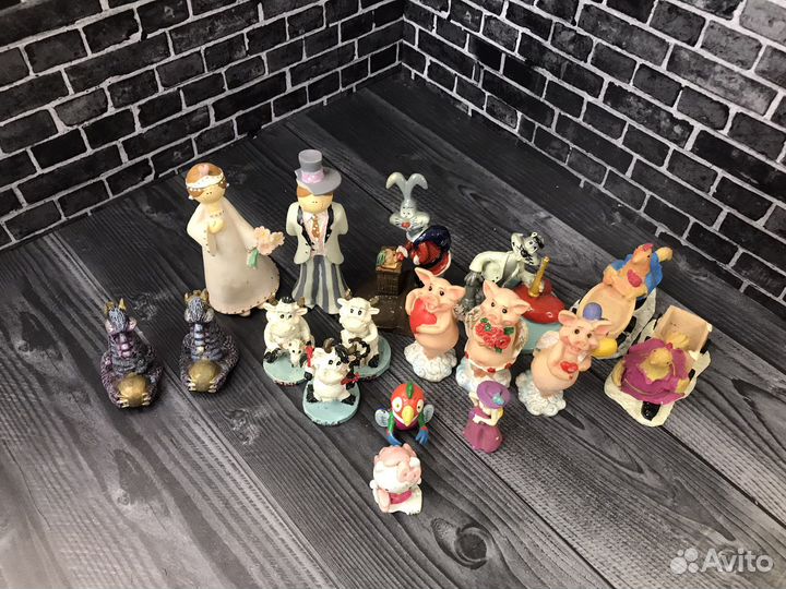 Набор фигурок и статуэток
