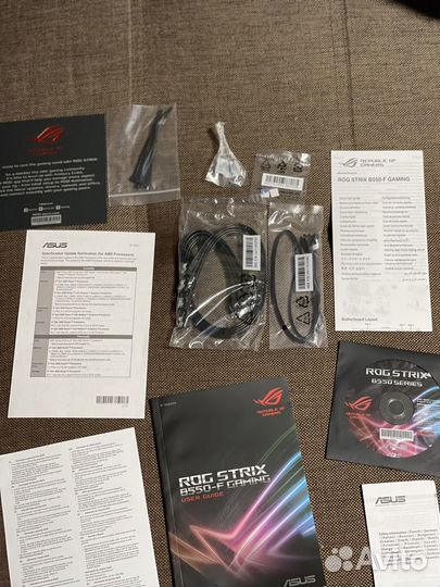 Материнская плата asus ROG strix B550-F