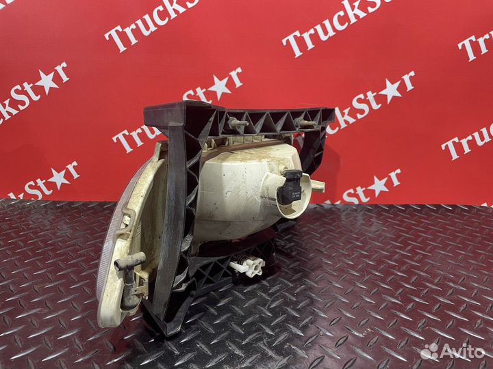 Фара противотуманная правая Daf XF106