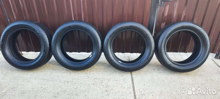 Goodyear EfficientGrip Performance 2 215/60 R17 96H