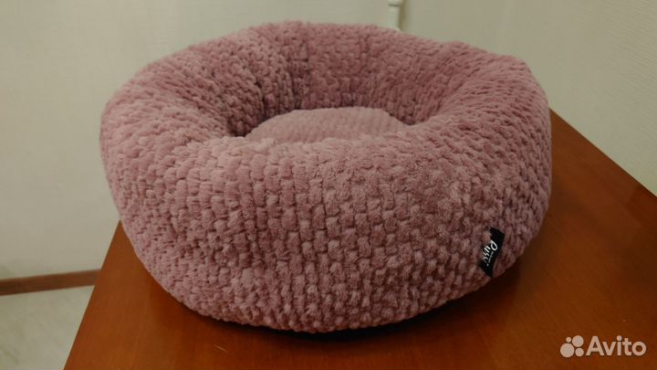 Лежанка для кошек новая