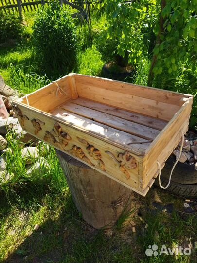 Ящик под цветы