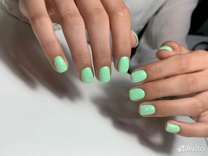 Маникюр, педикюр, наращивание ногтей